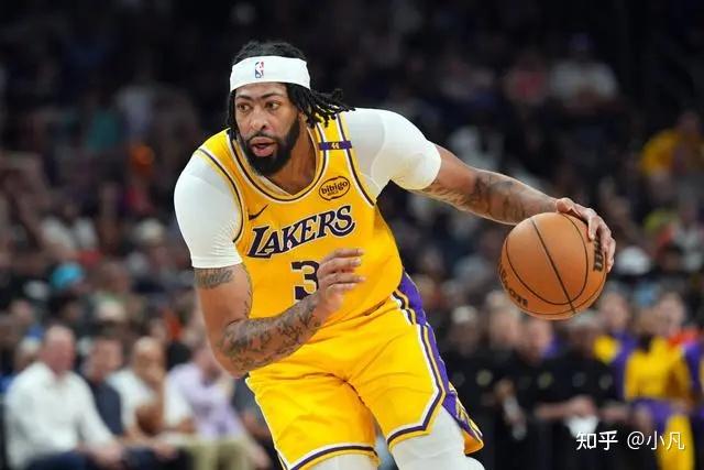 近5个赛季10+助攻0失误场数：哈利伯顿22次第1 保罗第2 约基奇第3